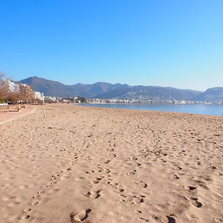 La Baie 9 Росас